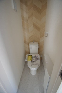 【トイレ】 | 【仲介手数料無料！！】日野市旭が丘5丁目　新築戸建て（全10棟）1号棟　5280万円