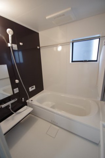 【浴室】 | 【仲介手数料無料！！】日野市旭が丘5丁目　新築戸建て（全10棟）1号棟　5280万円