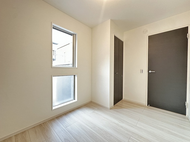 【洋室】 | 志木市柏町1丁目　新築一戸建住宅　全2棟　(志木本店) | 洋室5帖