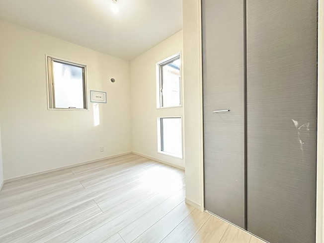 【収納】 | 志木市柏町1丁目　新築一戸建住宅　全2棟　(志木本店) | 洋室5.25帖