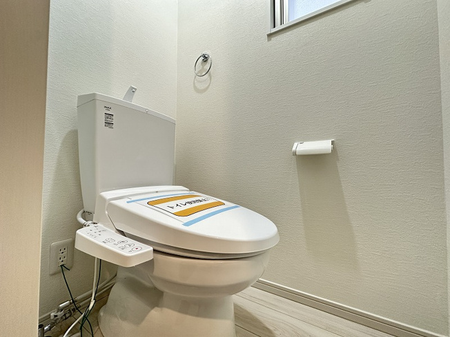 【トイレ】 | 志木市柏町1丁目　新築一戸建住宅　全2棟　(志木本店) | 1Fトイレ