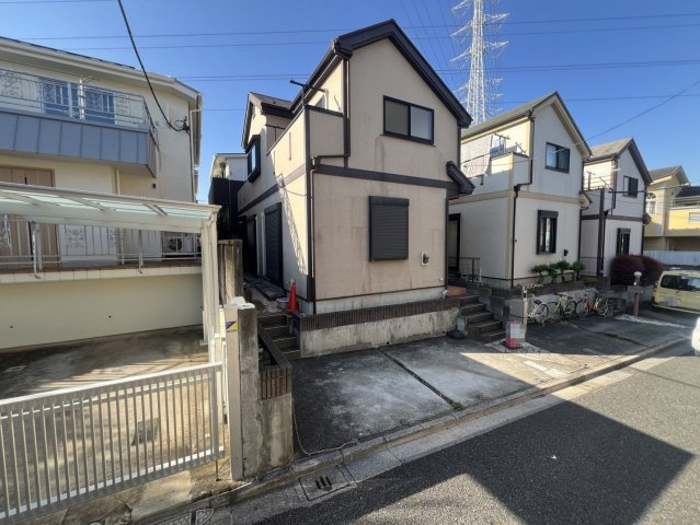 【外観】 | 練馬区南大泉４丁目　中古戸建て | 年月を経てなお、しっかりとした存在感を放つ外観が印象的です