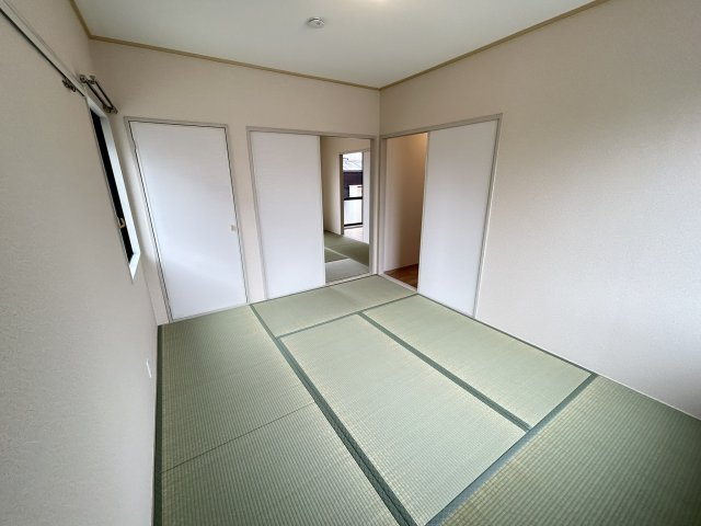【和室】 | 和室、ちょっとしたくつろぎスペースにいかがでしょうか