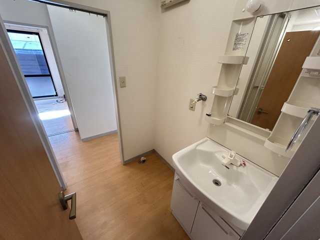 【洗面所】 | 忙しい朝には欠かせない洗面所です