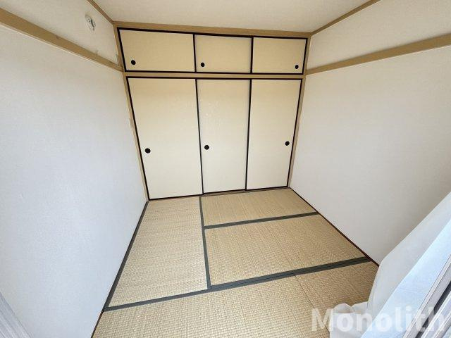 鶴山台13号棟の和室