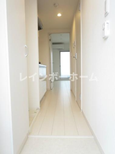 リブリ・レースパーク船橋法典の玄関