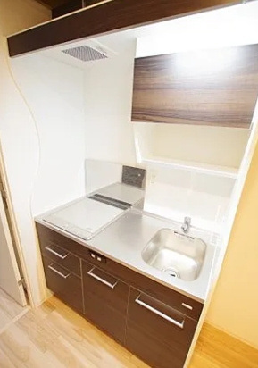 セレニテ三国プリエのキッチン