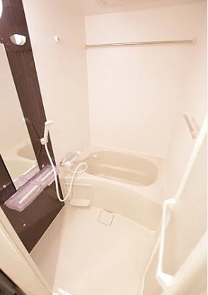 セレニテ三国プリエの浴室