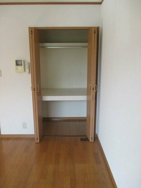 トムハウスIIの収納