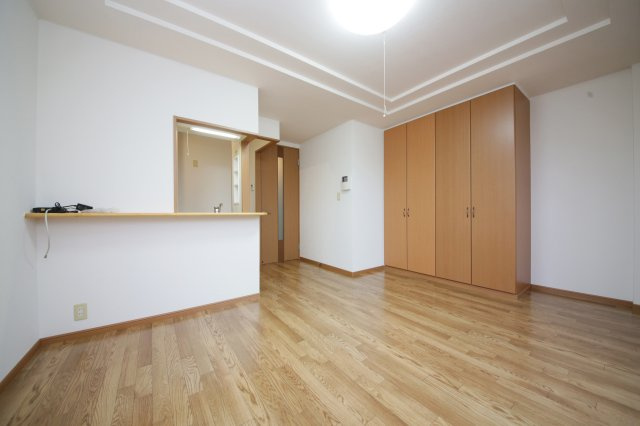 サンハイツの居間・リビング