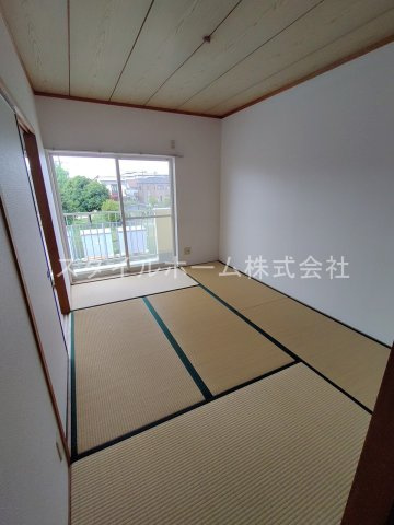 シティハイツ住吉Aの和室|同建物内別部屋の写真です。