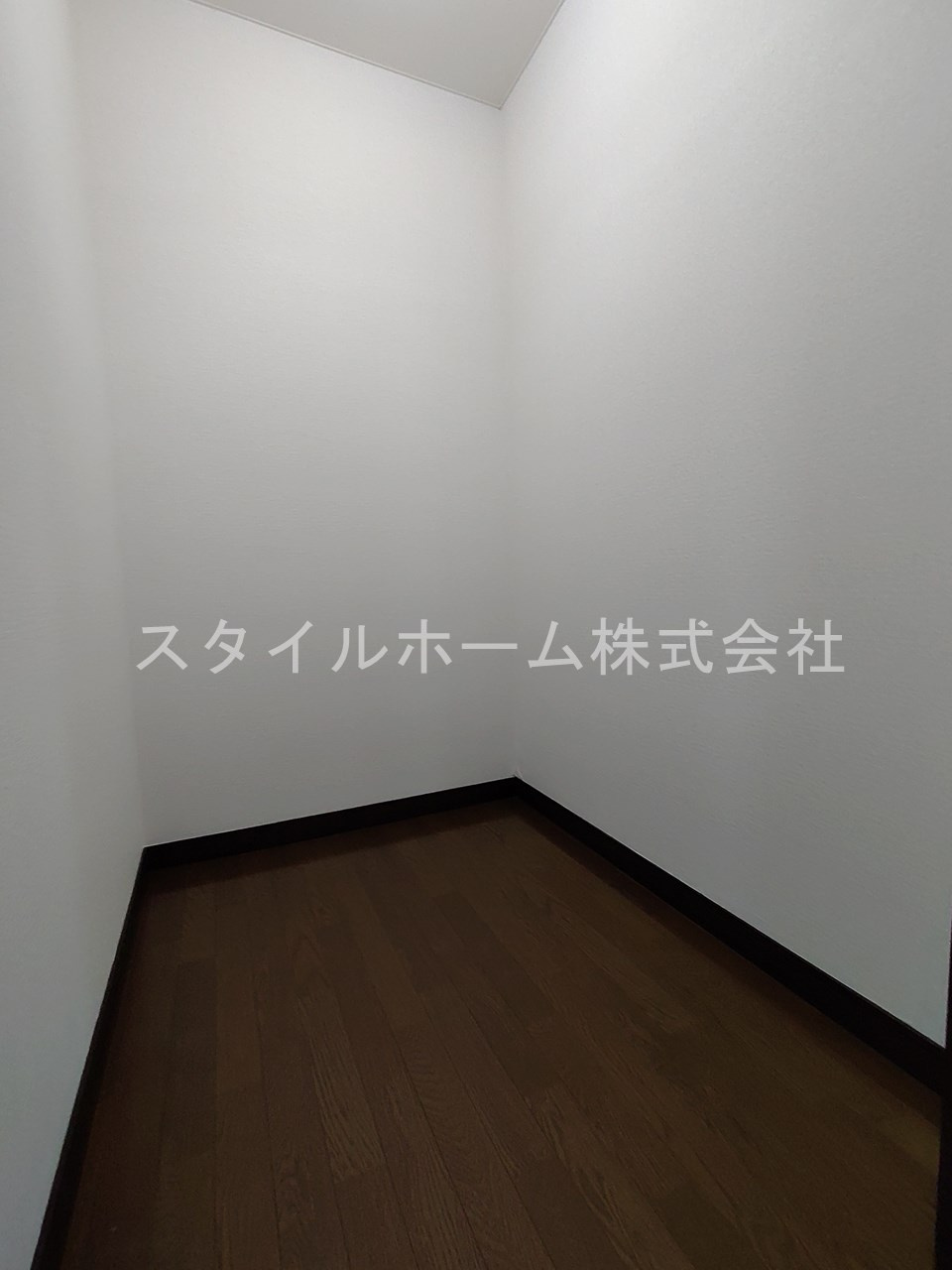 シティハイツ住吉Aの収納|同建物内別部屋の写真です。