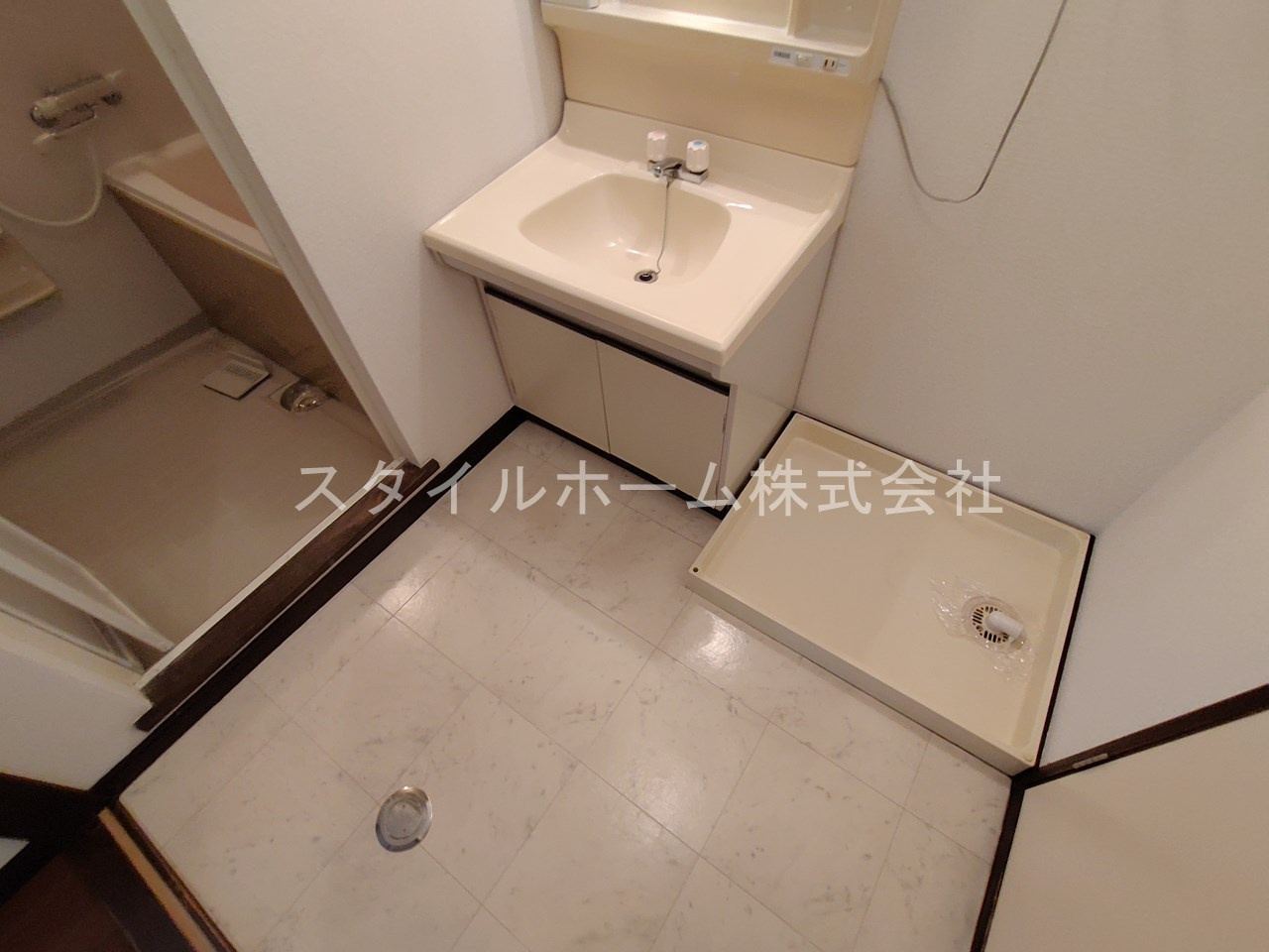 シティハイツ住吉Aの設備|同建物内別部屋の写真です。
