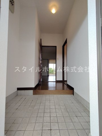 シティハイツ住吉Aのロビー|同建物内別部屋の写真です。