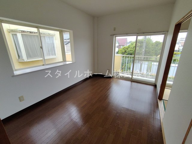 シティハイツ住吉Aの内装|同建物内別部屋の写真です。