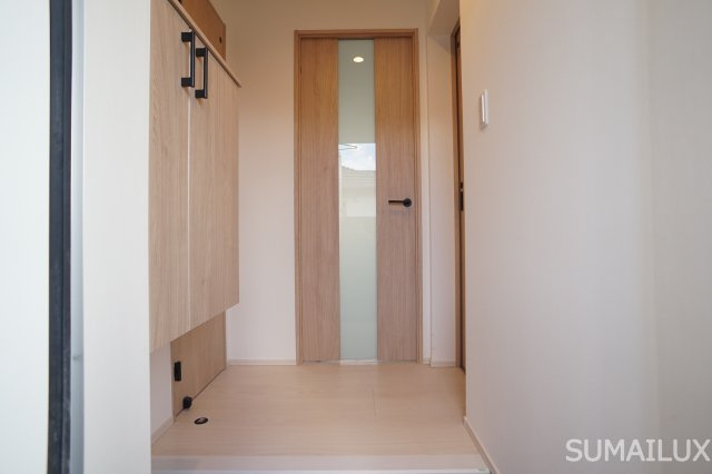 ネオステージ龍田の玄関