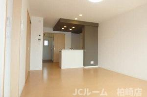 グリシーナの居間・リビング