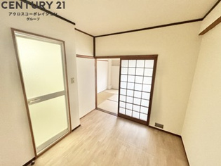 床色が明るい色合いで、とてもきれいです。
