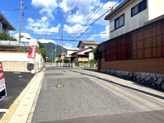安佐北区亀崎第1の前面道路含む現地写真
