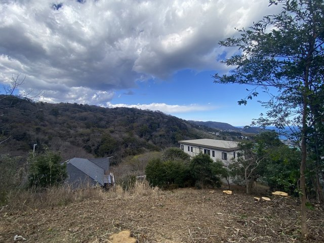 宇佐美みのりの村