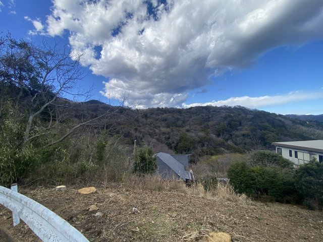 宇佐美みのりの村の外観