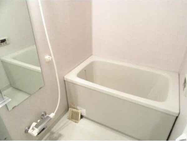 パークアクシス丸の内の浴室