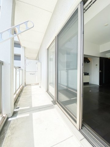 ライブコート丸の内のバルコニー