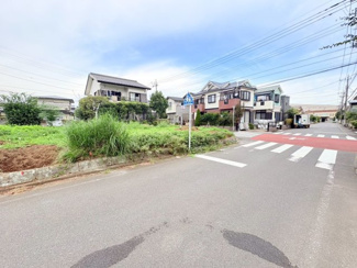 【前面道路含む現地写真】