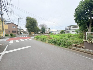 【前面道路含む現地写真】