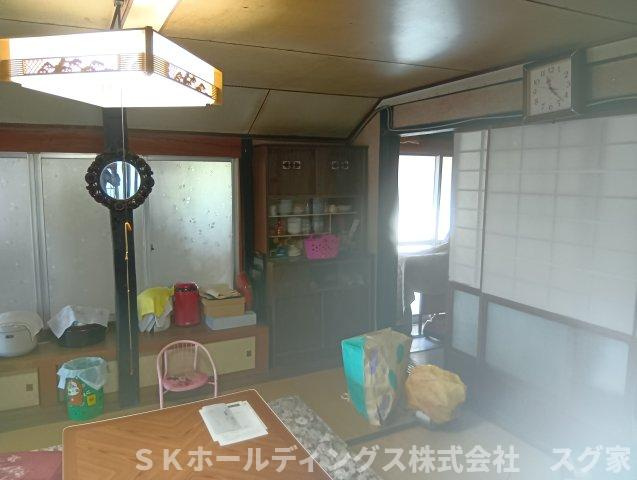 綾部市上八田町八重坂古民家の居間・リビング