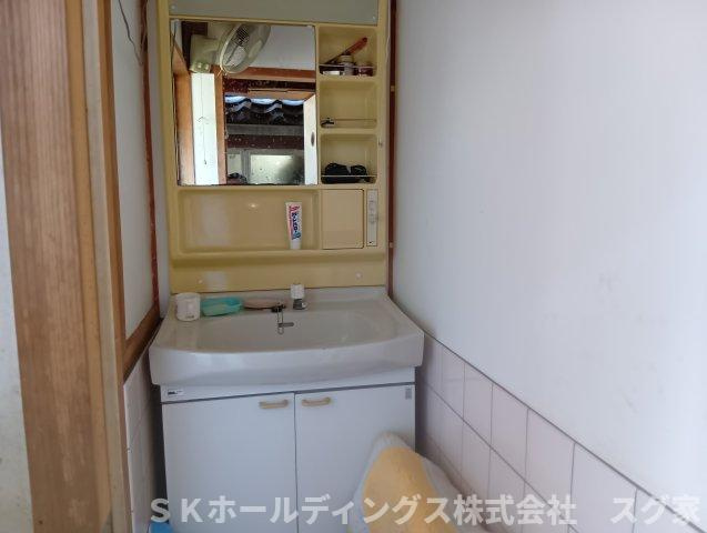 綾部市上八田町八重坂古民家の独立洗面台