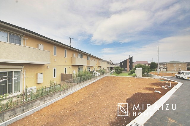 【外観】 | 陽の光をたっぷりと浴びながら気持ち良く生活ができます。夢のマイホーム、夢ではなく実現出来ます！見学・ご相談などお気軽にご連絡ください♪