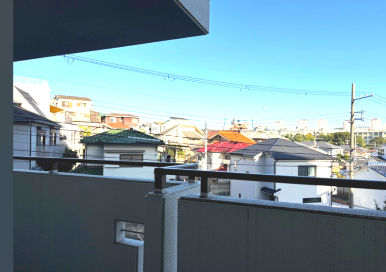 ベルヴィル朝霧の展望|広々なベランダなので沢山の洗濯物を干せます♪
