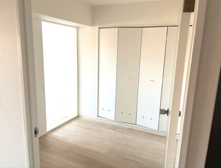 ベルヴィル朝霧の収納|収納スペース扉あり収納♪
