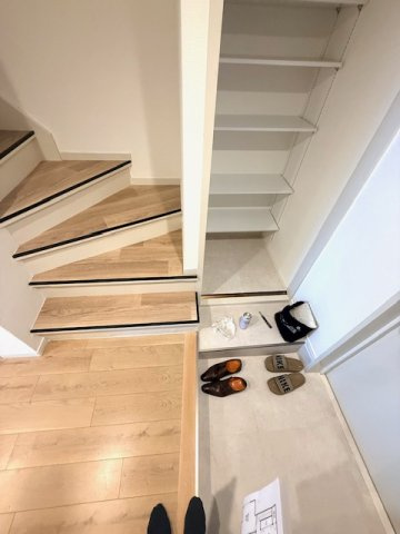 コボリマンション甲東園の玄関