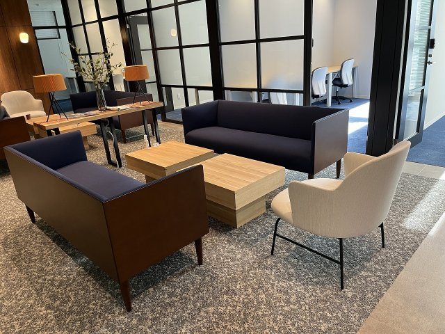 大阪市中央区難波千日前の事務所のその他共用部分|応接コーナー
