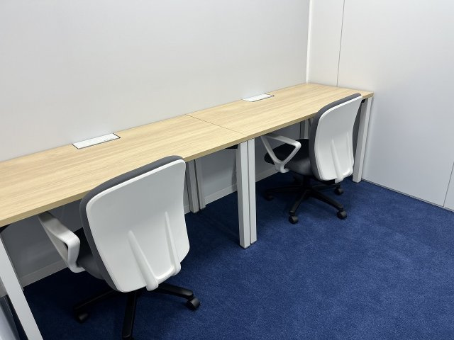 大阪市中央区難波千日前の事務所の内装