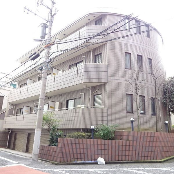 ガウディ動坂の外観