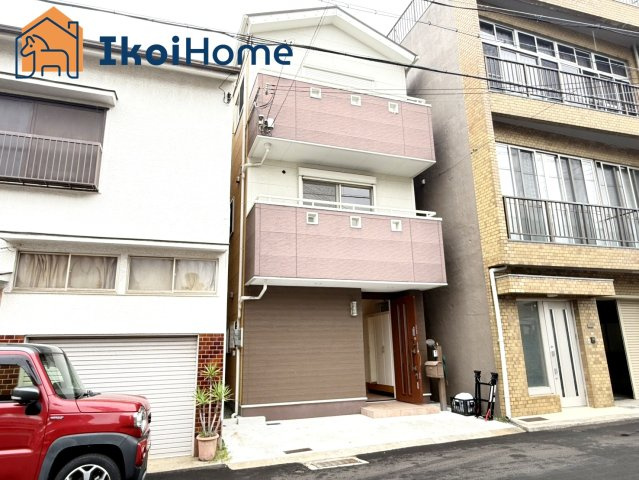 明石市岬町　中古戸建の駐車場|【ホームページに現地動画掲載中】●年中無休：当日予約可●物件・当店の最寄駅まで無料送迎！		
