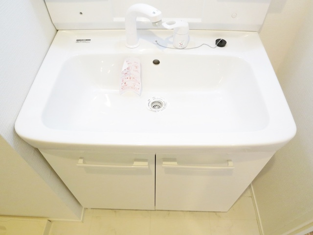 北小岩テラスの洗面所|洗面台はこちらです。