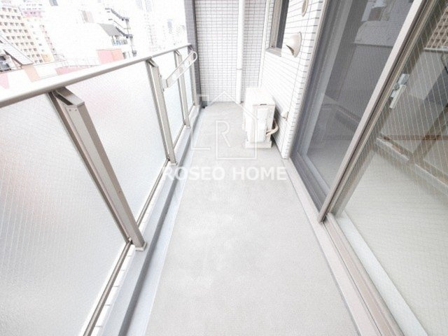 アプリーレ堺筋本町のバルコニー