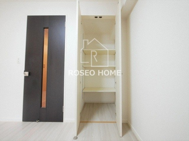 アプリーレ堺筋本町の収納