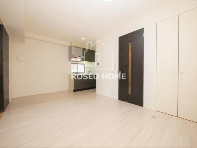 アプリーレ堺筋本町の居間・リビング