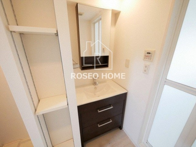 アプリーレ堺筋本町の洗面所