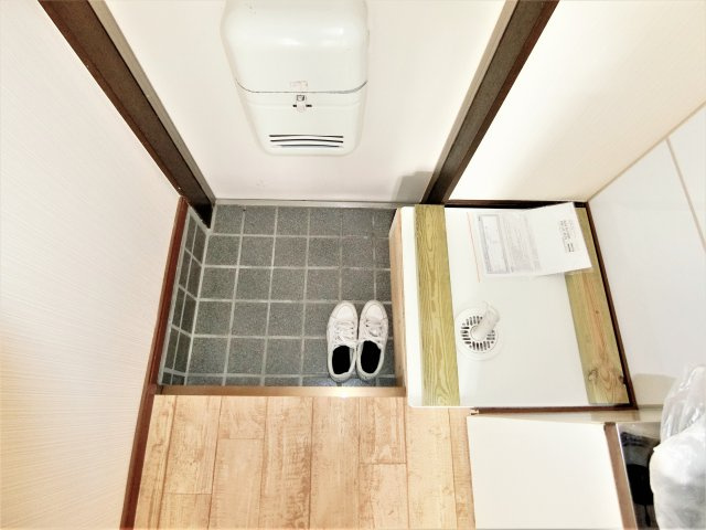 グランドメゾン君ヶ代の玄関