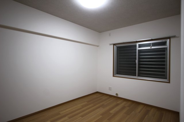 メゾンふだばの洋室