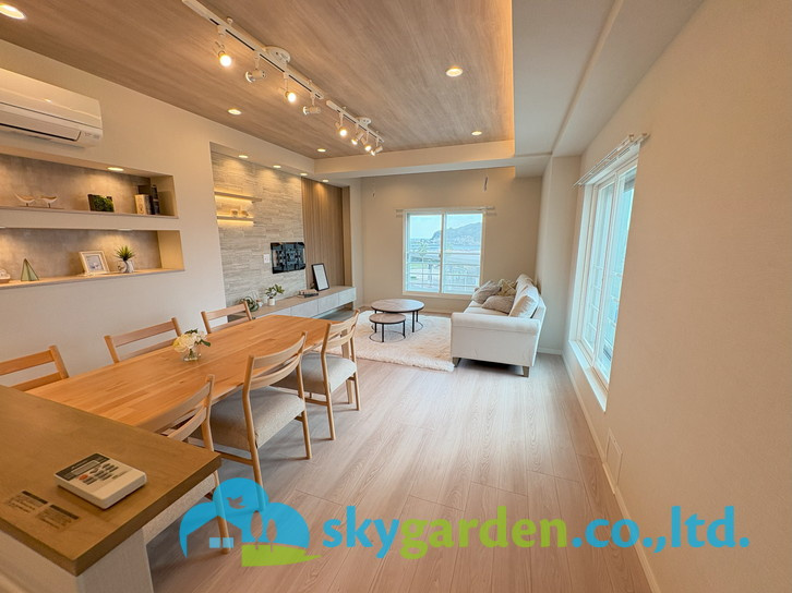 片瀬東映マンションの居間・リビング