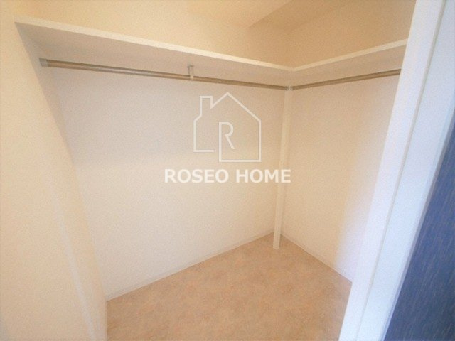 アプリーレ堺筋本町の収納