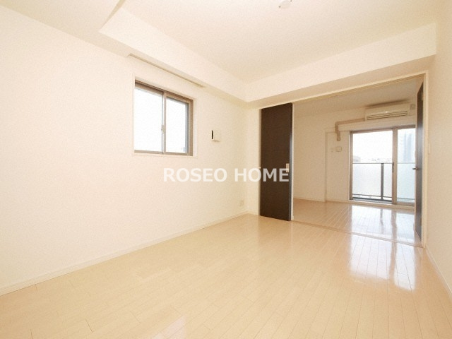 アプリーレ堺筋本町の居間・リビング