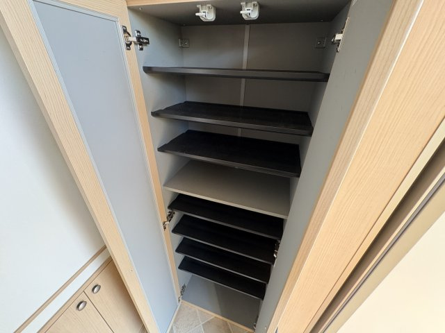 サインポスト東人丸の収納